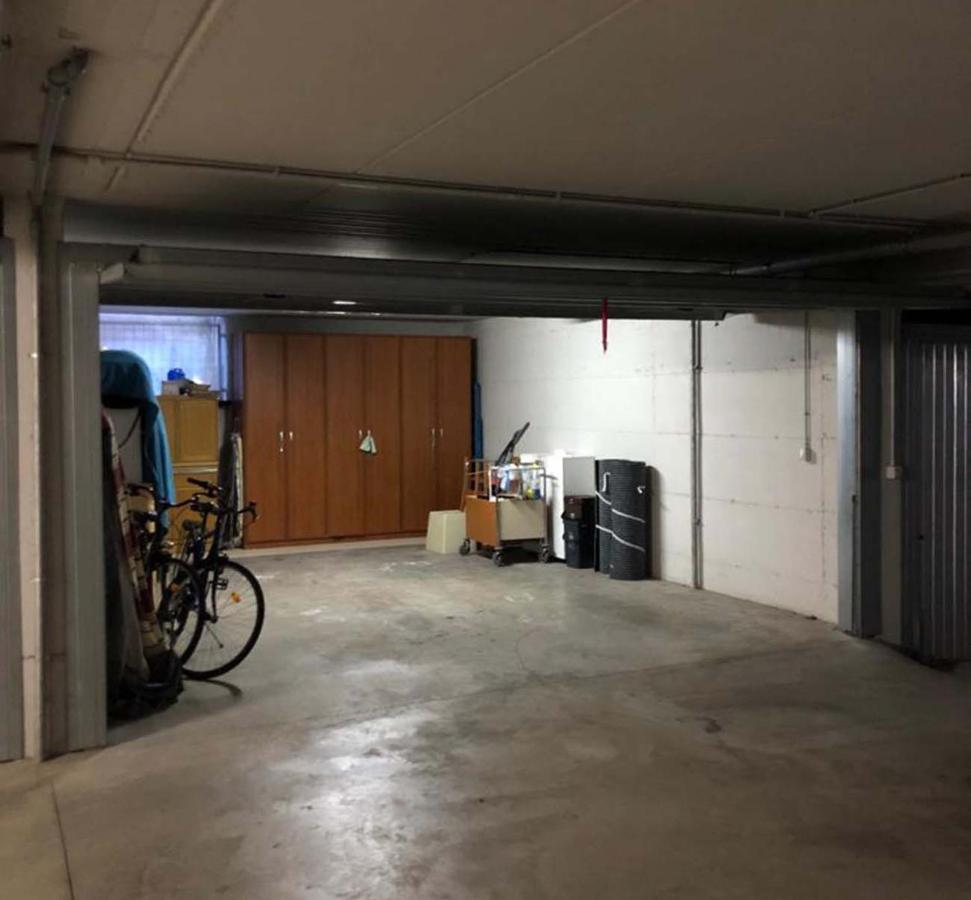 Apartamento Luminoso Trilocale Con Piscina E Giardino Privato Desenzano del Garda Exterior foto